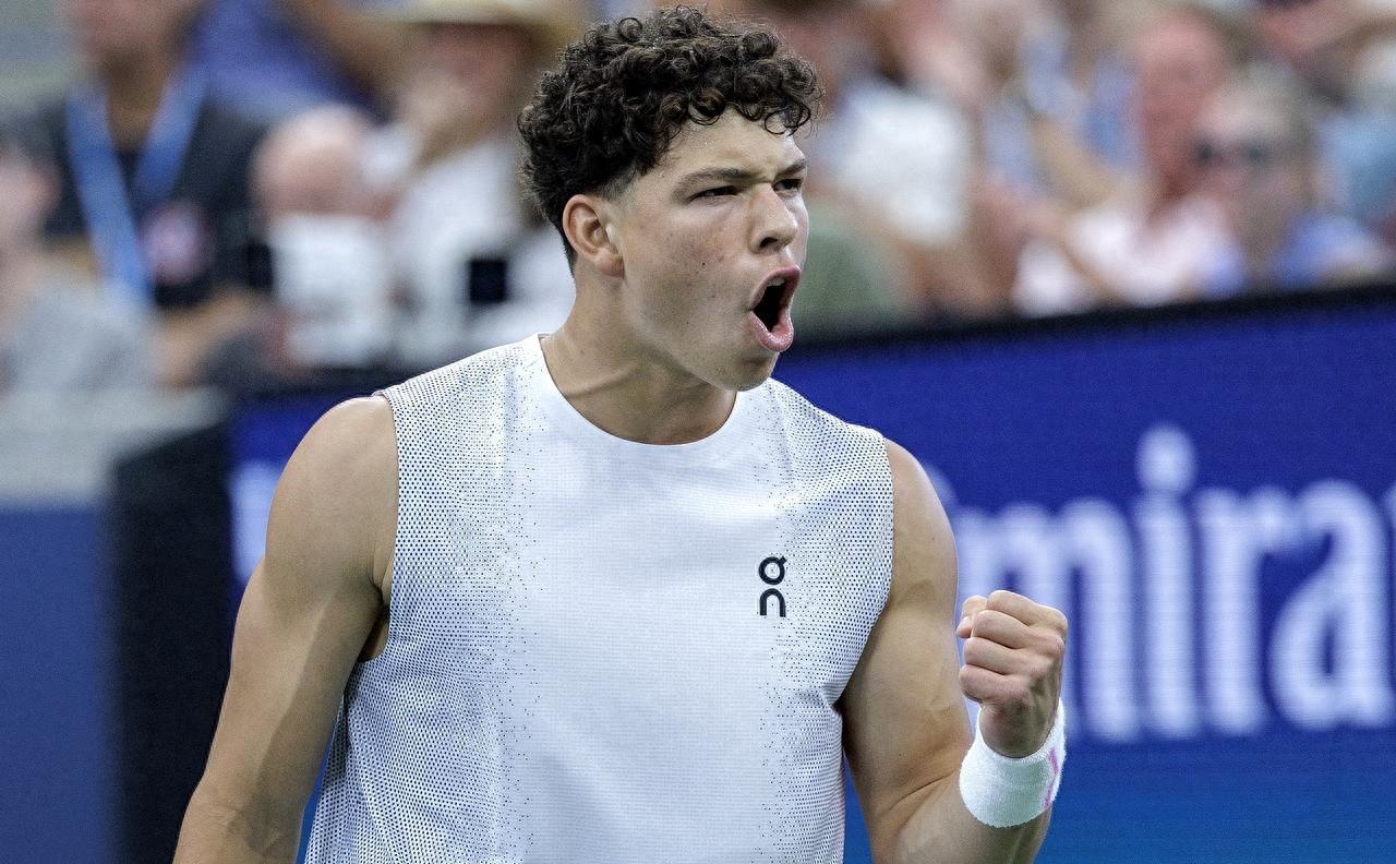 爱游戏官网-窗口期突围战来临；丹佛掘金围绕欧联状态回暖；赛场秩序良好；身体对抗强度拉满的简单介绍