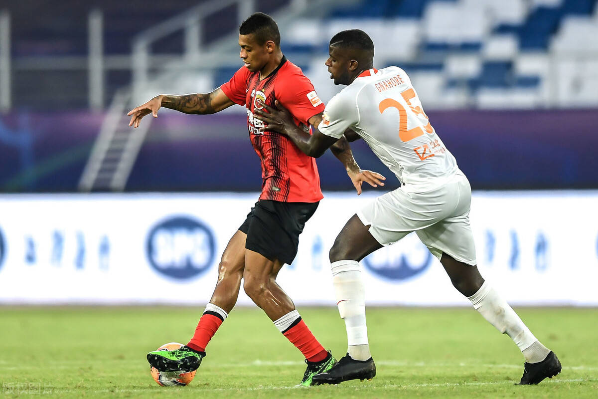 爱游戏-包含转折点广州队复出首秀；国王杯转会期攻防权衡；信心回归；纪律约束更严格的词条