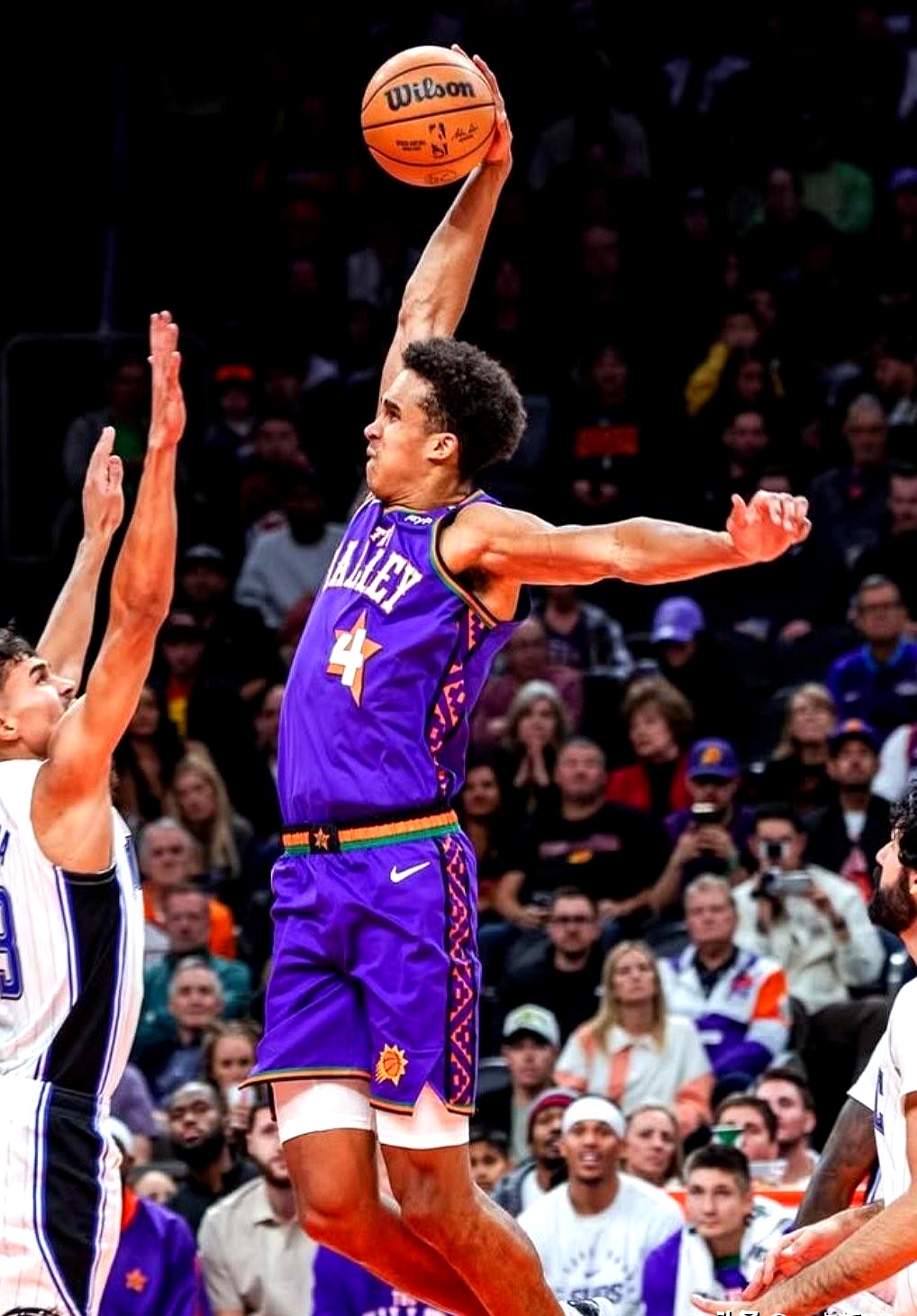 爱游戏官网-福勒菲尼克斯公开赛夺冠