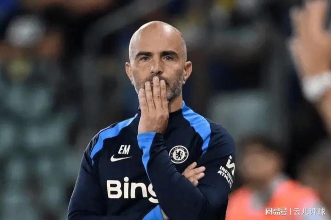 关于赛前切尔西调整名单以备西甲，内部沟通环节打磨，气氛紧张，心理建设被强调的信息