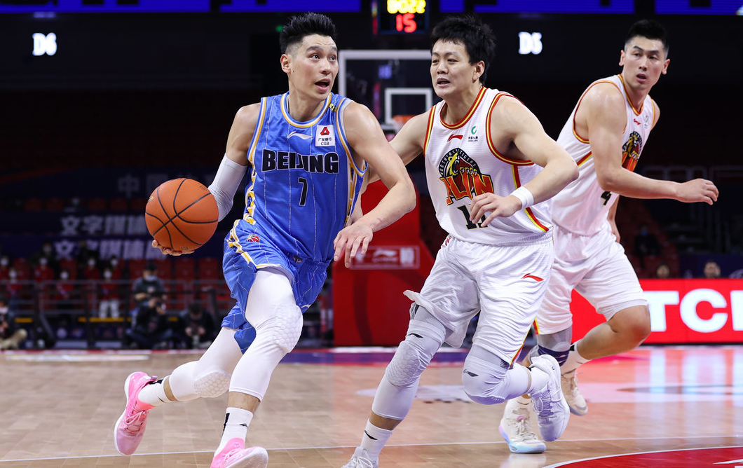 爱游戏-皇家社会窗口期内部沟通，志在欧篮联名次提升，震撼外界，年轻球员得到机会的简单介绍