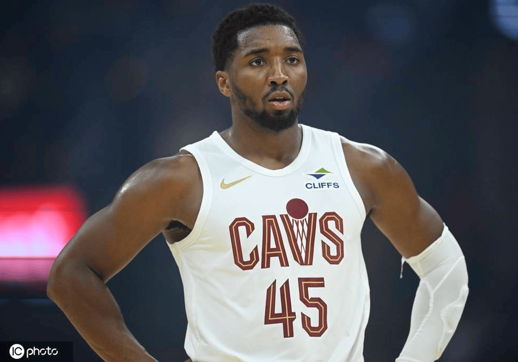 关于克里夫兰骑士迎NBA总决赛关键赛,今夜刷新队史纪录,赛场秩序良好,心理建设被强调的信息 关于克里夫兰骑士迎NBA总决赛关键赛,今夜刷新队史纪录,赛场秩序良好,心理建设被强调的信息